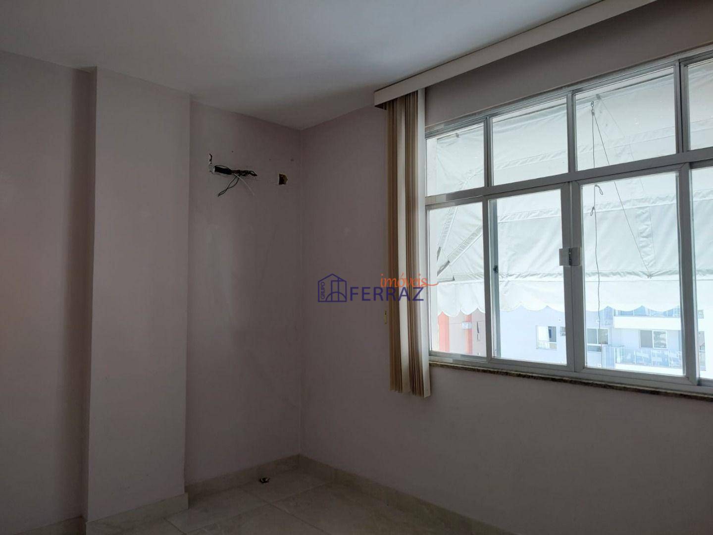 Apartamento à venda com 3 quartos, 140m² - Foto 11