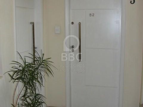 Apartamento à venda com 3 quartos, 152m² - Foto 4