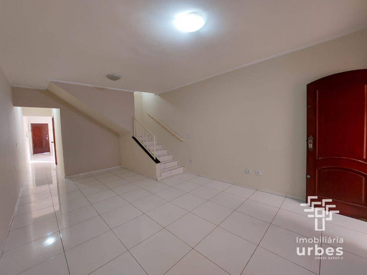 Casa à venda com 3 quartos, 174m² - Foto 1