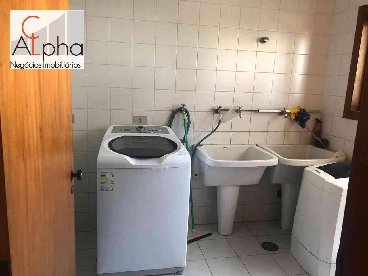 Sobrado à venda com 4 quartos, 306m² - Foto 12