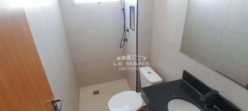 Apartamento para alugar com 2 quartos, 46m² - Foto 7