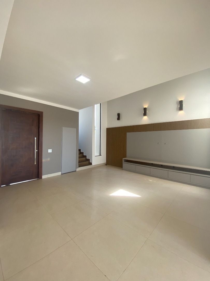 Casa à venda com 4 quartos, 280m² - Foto 11