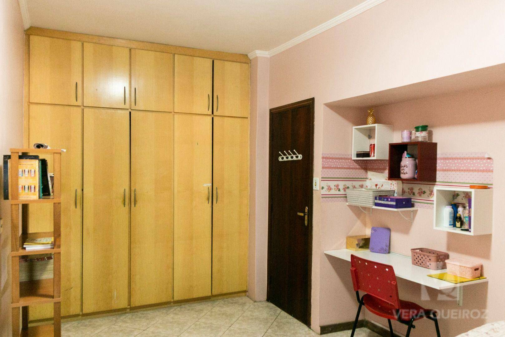 Casa à venda com 2 quartos, 320m² - Foto 12