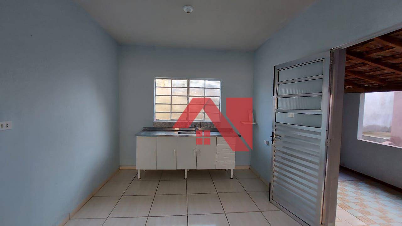 Casa à venda com 2 quartos, 120m² - Foto 15