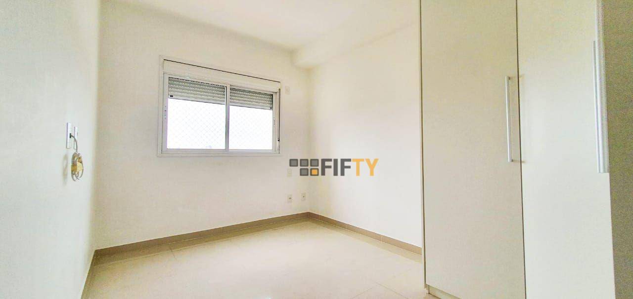 Apartamento à venda com 2 quartos, 66m² - Foto 7