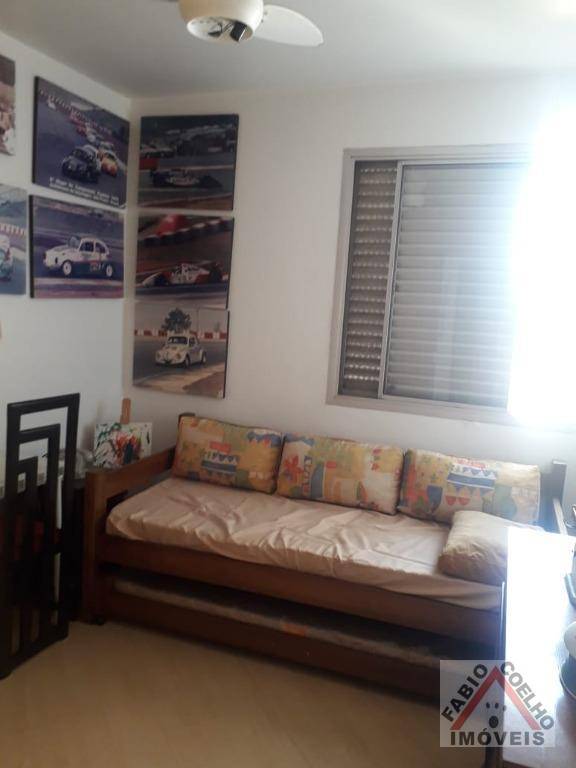 Apartamento à venda com 2 quartos, 75m² - Foto 10