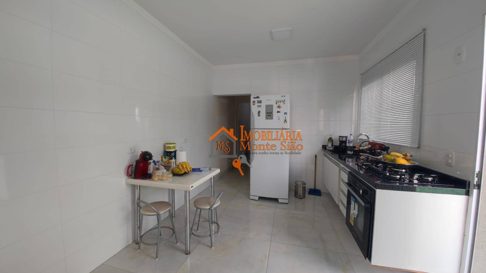 Sobrado à venda com 2 quartos, 80m² - Foto 9