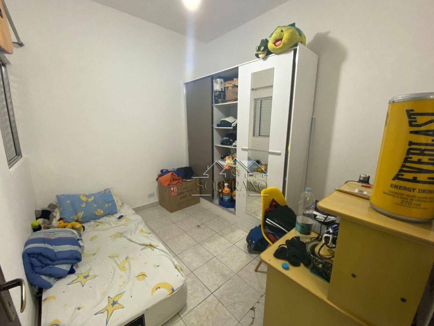 Sobrado à venda com 4 quartos, 180m² - Foto 3