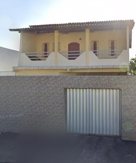 Casa à venda com 5 quartos, 270m² - Foto 1