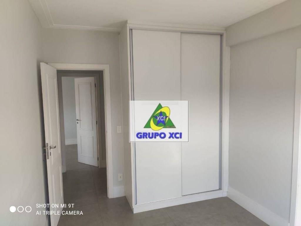 Apartamento à venda com 3 quartos, 117m² - Foto 7