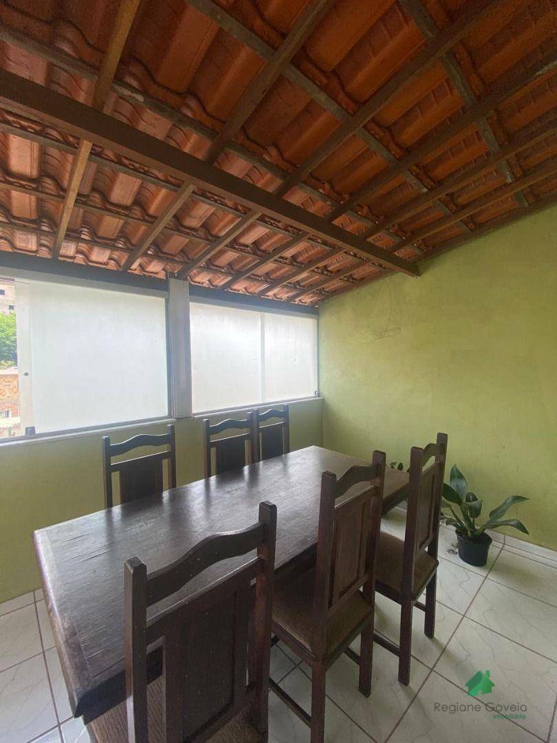 Casa para alugar com 3 quartos, 50m² - Foto 18