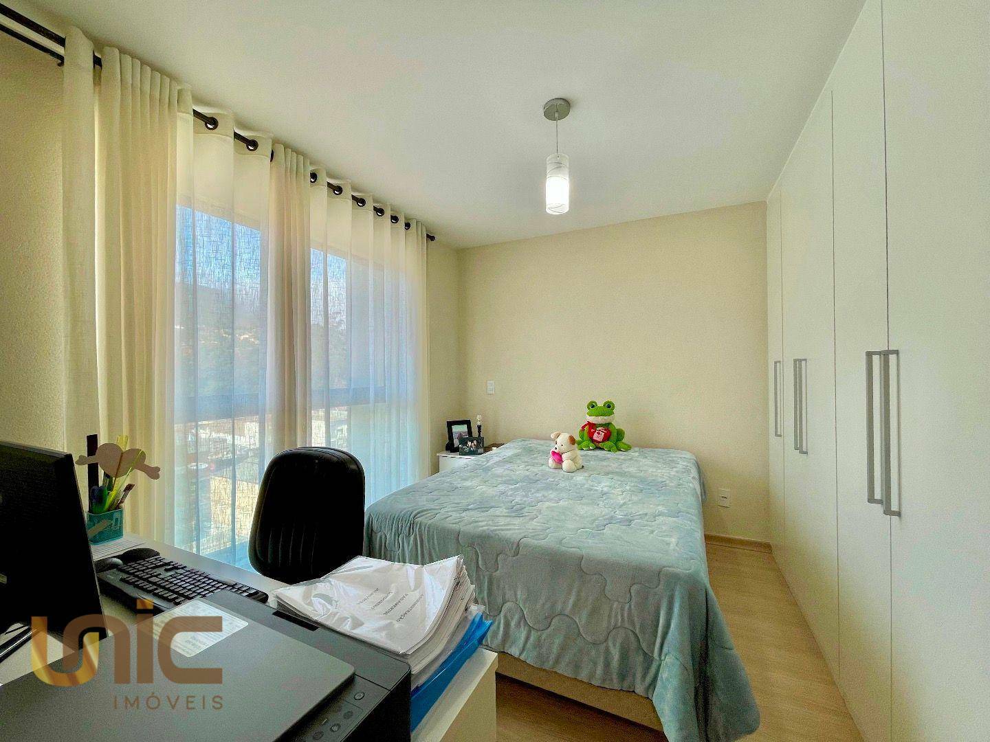 Apartamento à venda com 4 quartos, 145m² - Foto 19