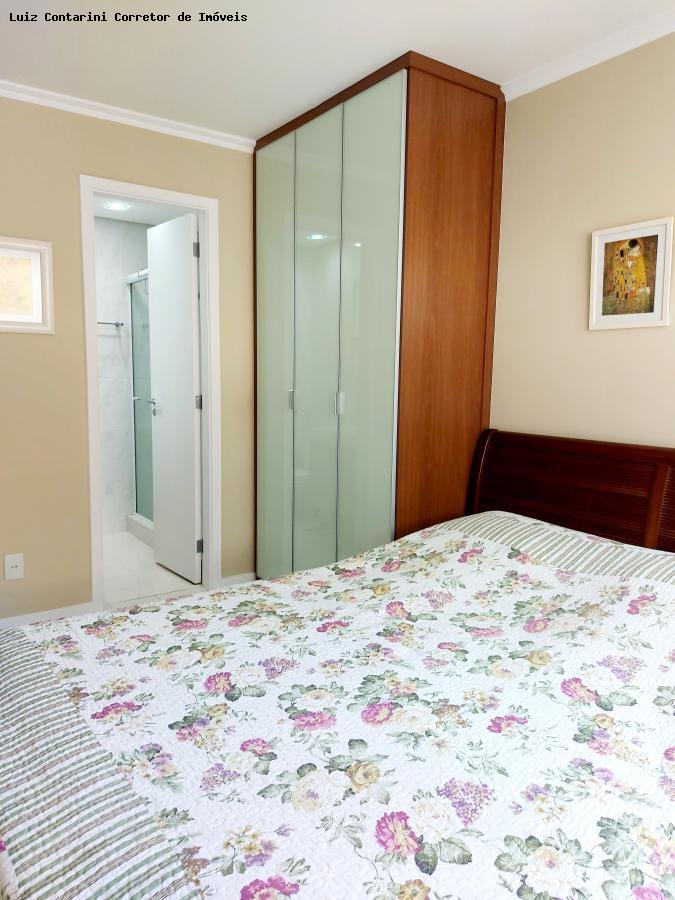 Casa de Condomínio à venda com 4 quartos, 305m² - Foto 10