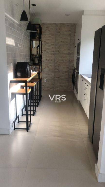 Casa à venda com 3 quartos, 180m² - Foto 14