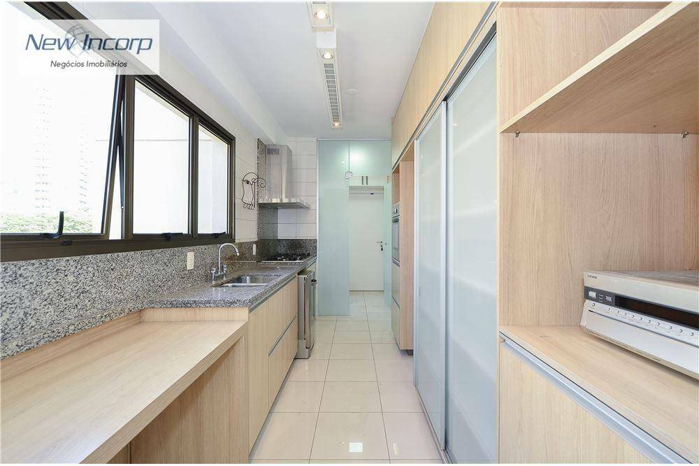 Apartamento à venda com 3 quartos, 147m² - Foto 12