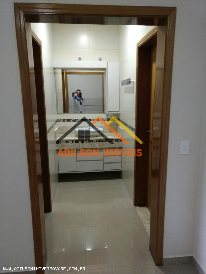 Casa à venda com 3 quartos, 250m² - Foto 29