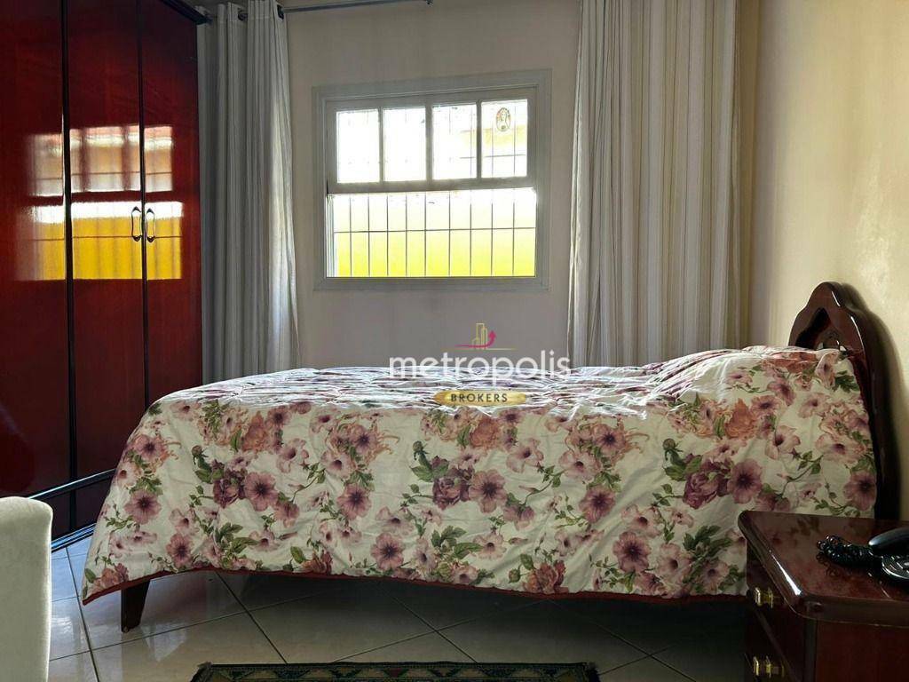 Casa à venda com 3 quartos, 250m² - Foto 7