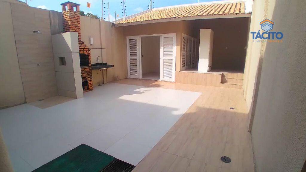 Casa à venda com 4 quartos, 122m² - Foto 13