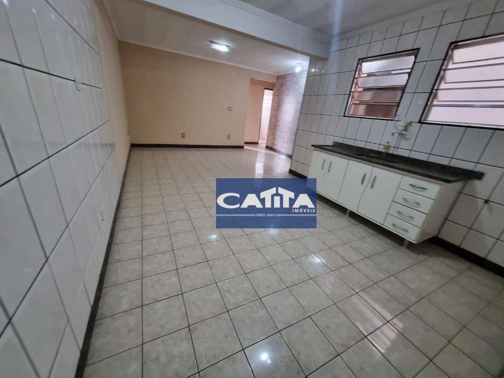 Casa para alugar com 2 quartos, 60m² - Foto 5