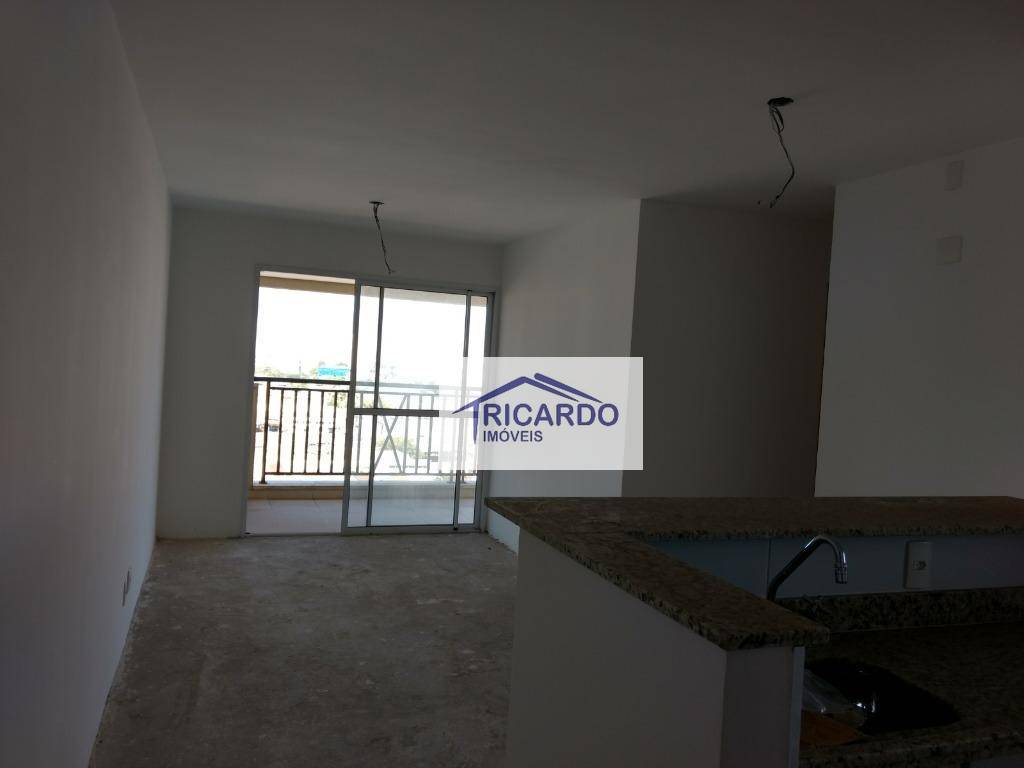 Apartamento à venda com 3 quartos, 73m² - Foto 7