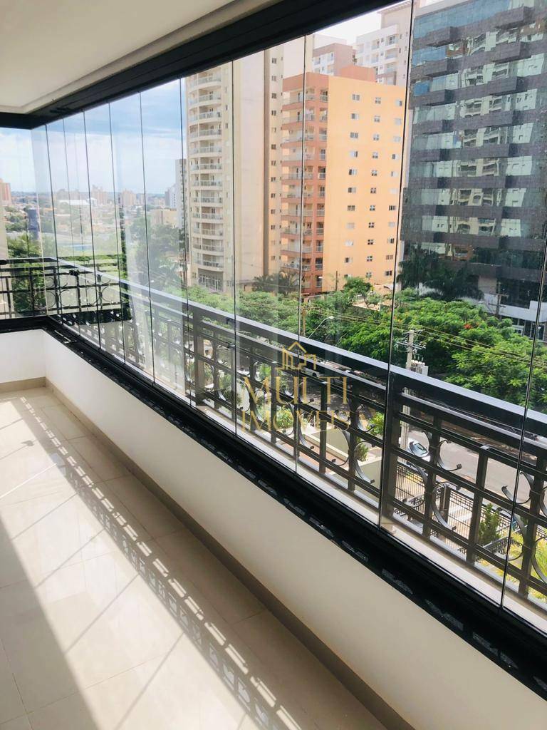 Apartamento à venda com 3 quartos, 275m² - Foto 1