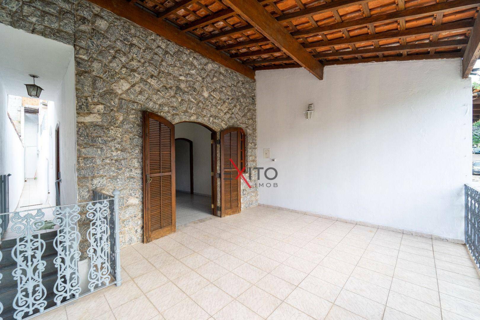 Casa à venda com 2 quartos, 128m² - Foto 3