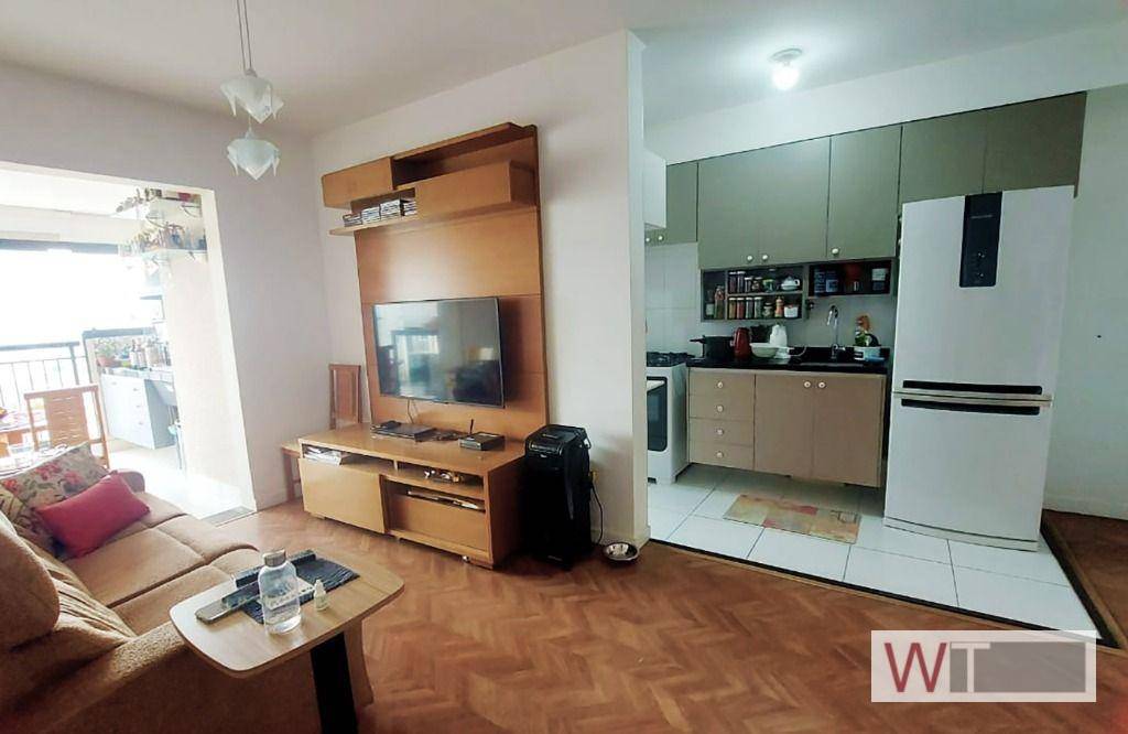 Apartamento à venda com 2 quartos, 67m² - Foto 4