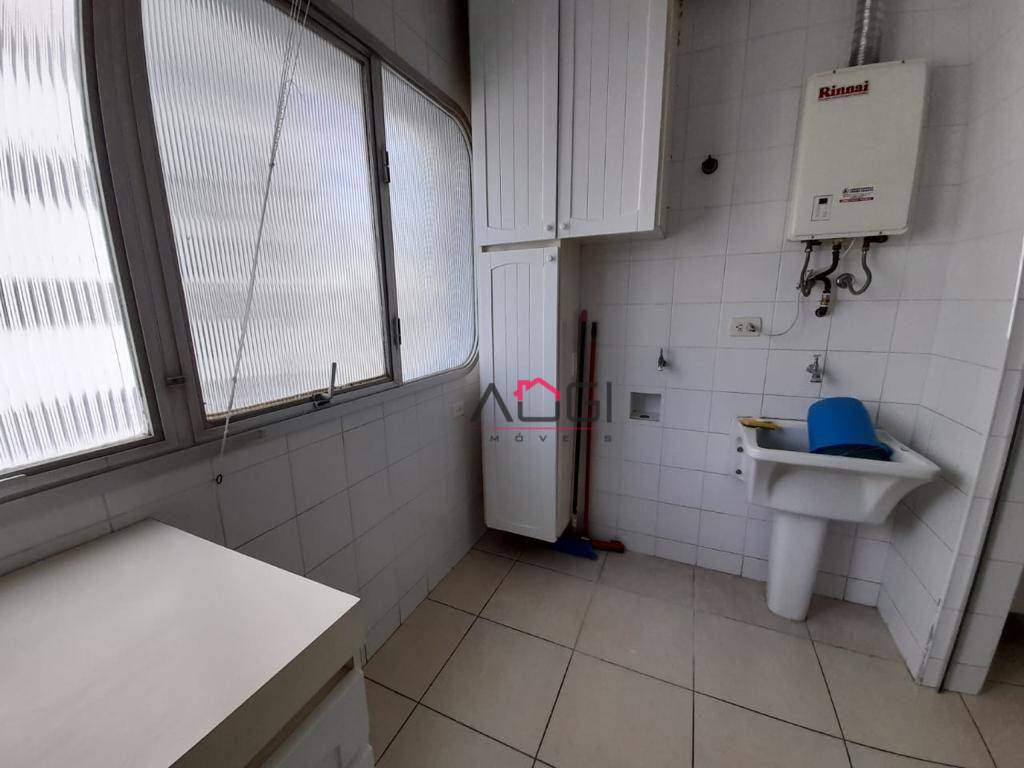 Apartamento para alugar com 3 quartos, 128m² - Foto 18