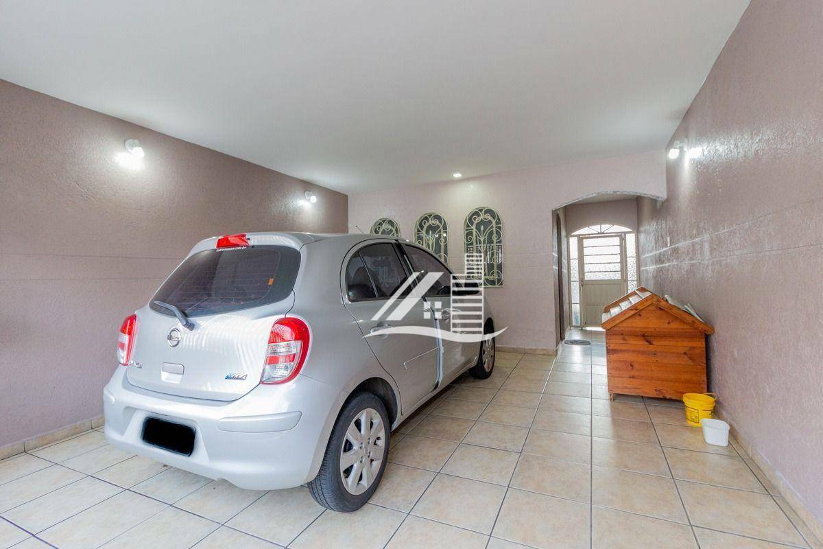 Sobrado à venda com 3 quartos, 228m² - Foto 2