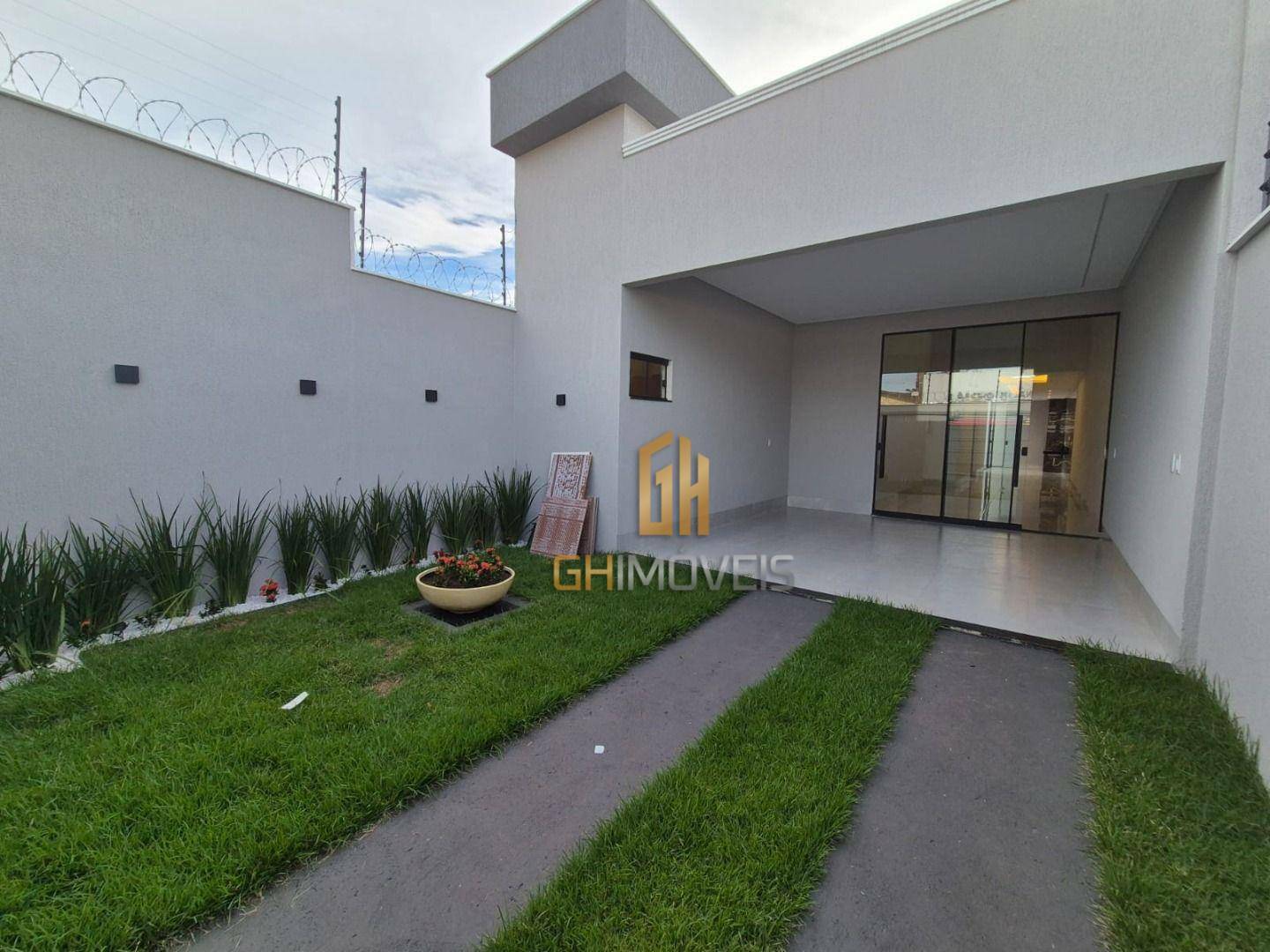 Casa à venda com 3 quartos, 110m² - Foto 1