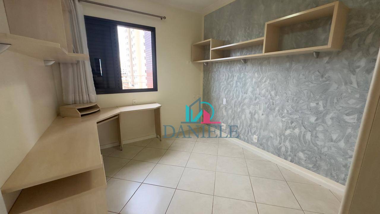 Apartamento à venda com 3 quartos, 168m² - Foto 11