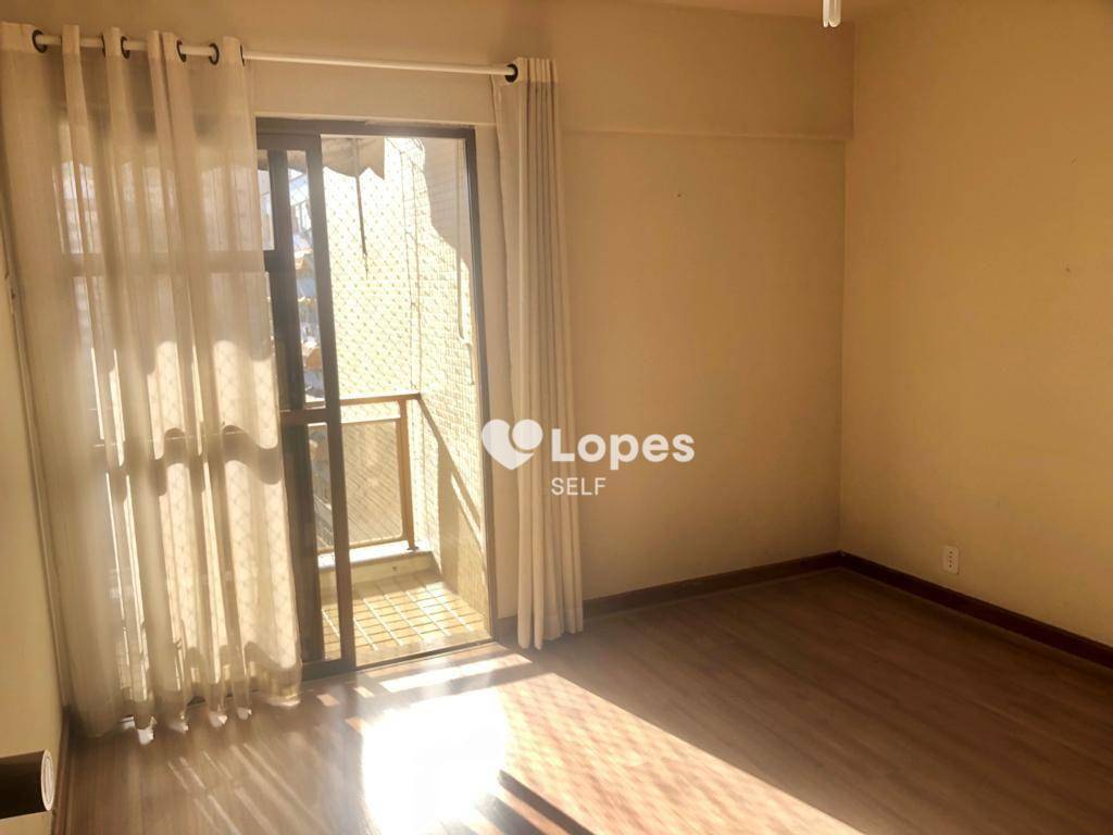 Apartamento à venda com 4 quartos, 179m² - Foto 7