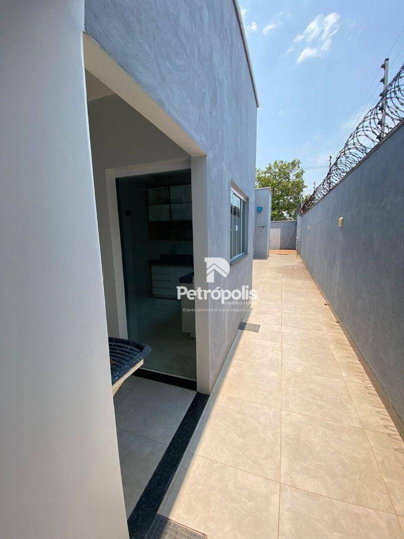 Casa à venda com 3 quartos, 114m² - Foto 13