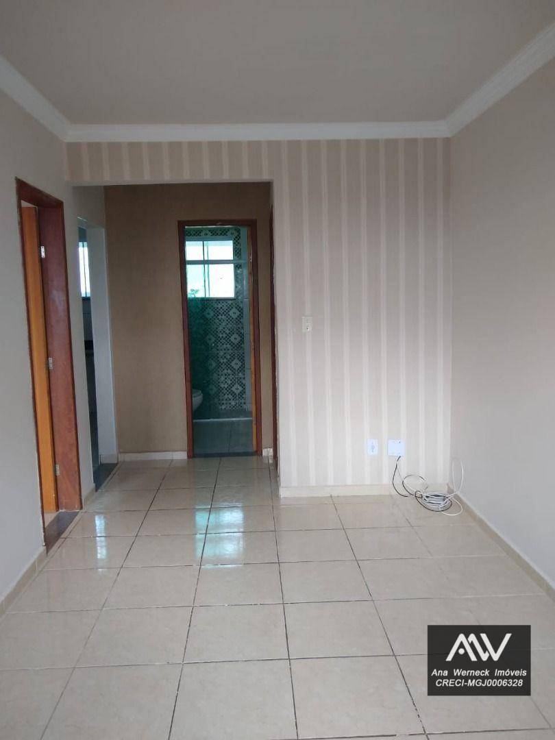 Apartamento à venda com 2 quartos, 60m² - Foto 3