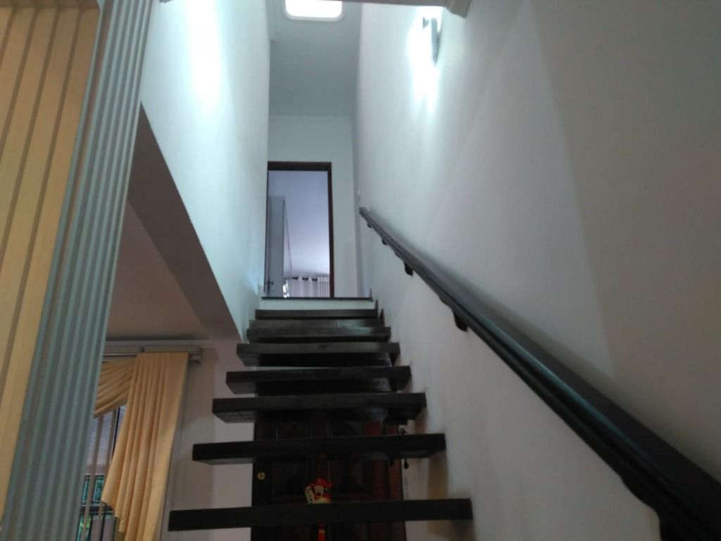 Sobrado à venda com 3 quartos, 188m² - Foto 10