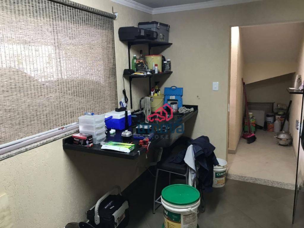 Sobrado à venda com 3 quartos, 224m² - Foto 15