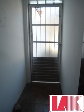 Casa para alugar com 3 quartos, 60m² - Foto 24