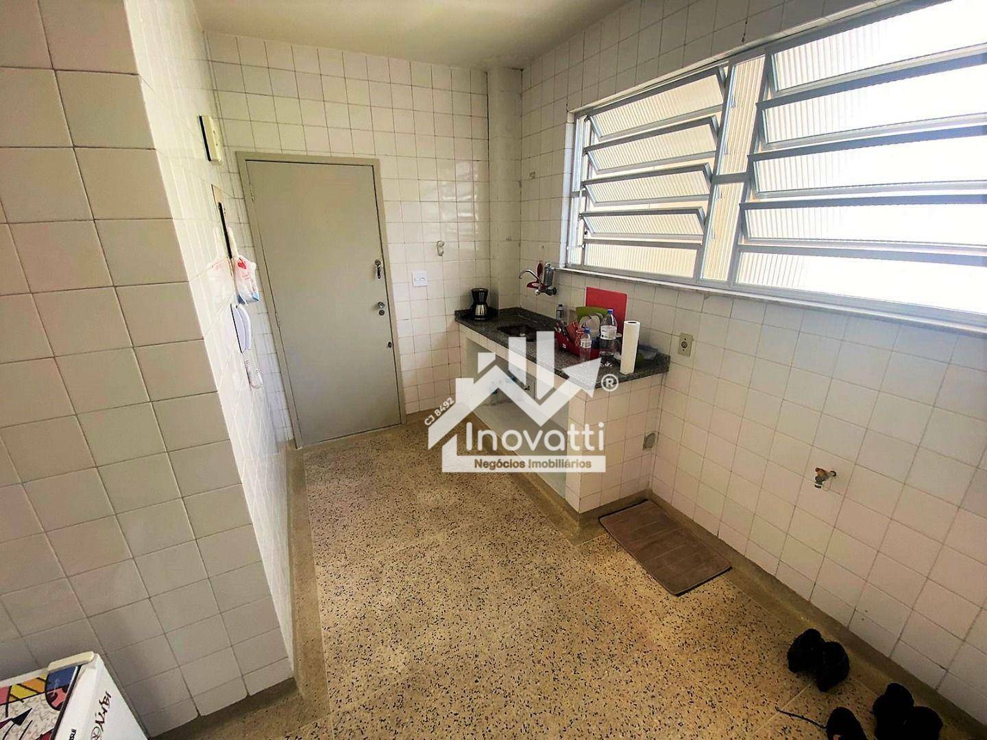 Apartamento à venda com 2 quartos, 80m² - Foto 11