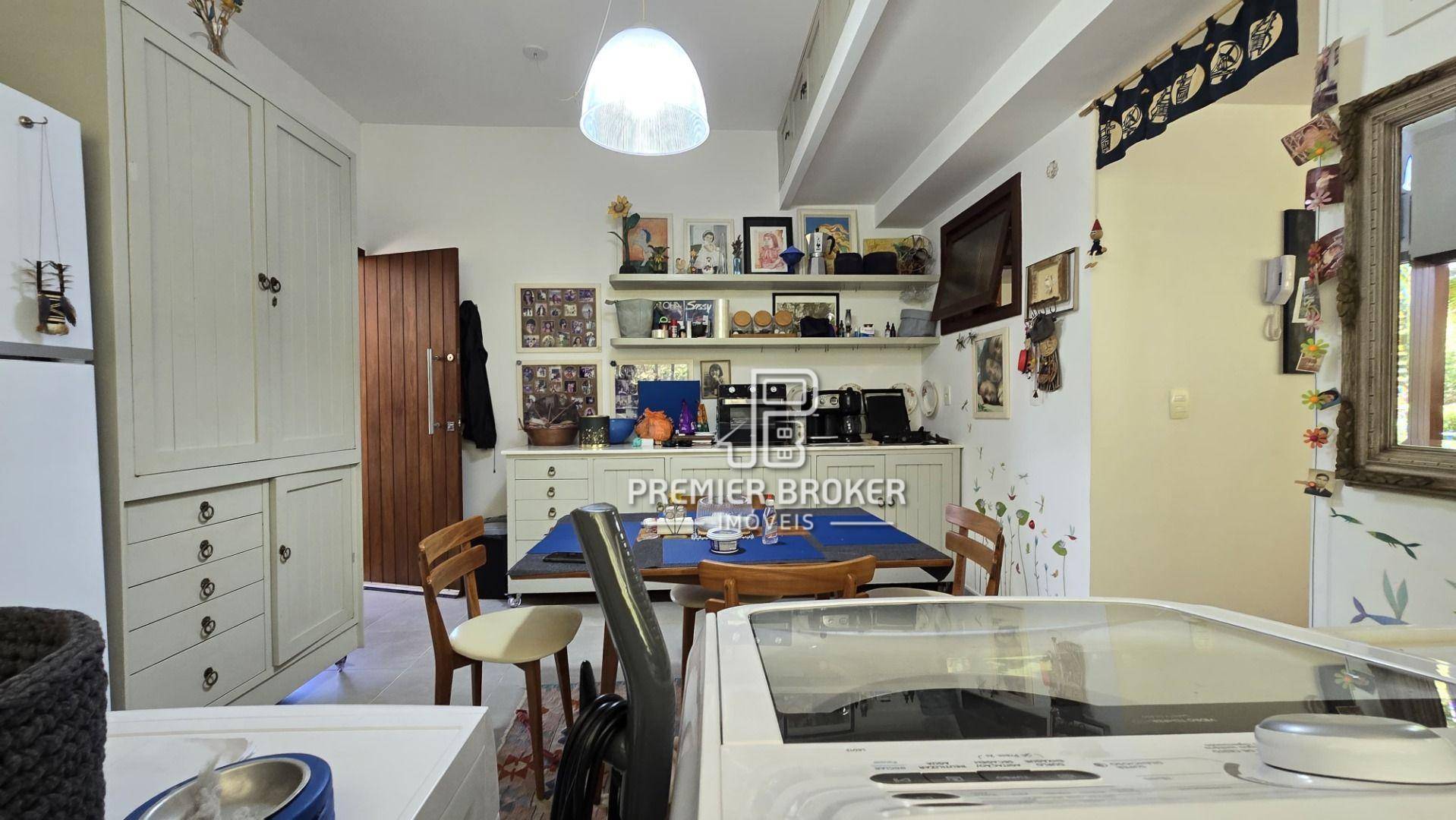 Casa de Condomínio à venda com 3 quartos, 203m² - Foto 7