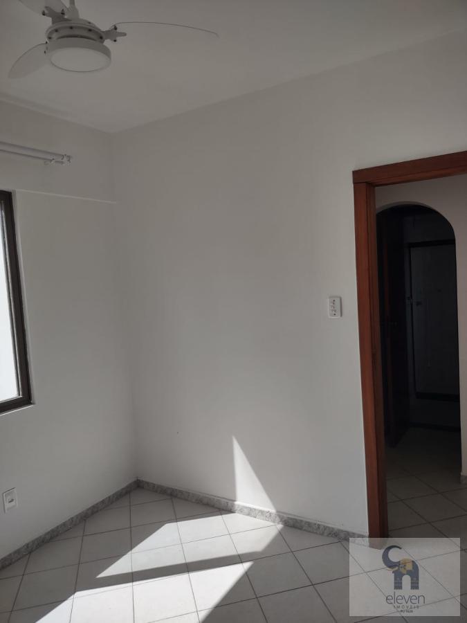 Apartamento à venda com 2 quartos, 64m² - Foto 10