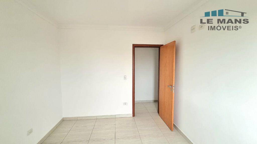 Apartamento à venda com 3 quartos, 98m² - Foto 13