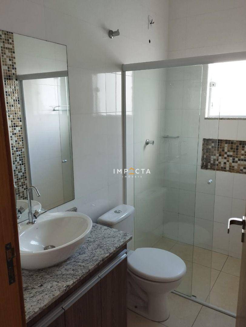 Apartamento para alugar com 2 quartos, 65m² - Foto 3