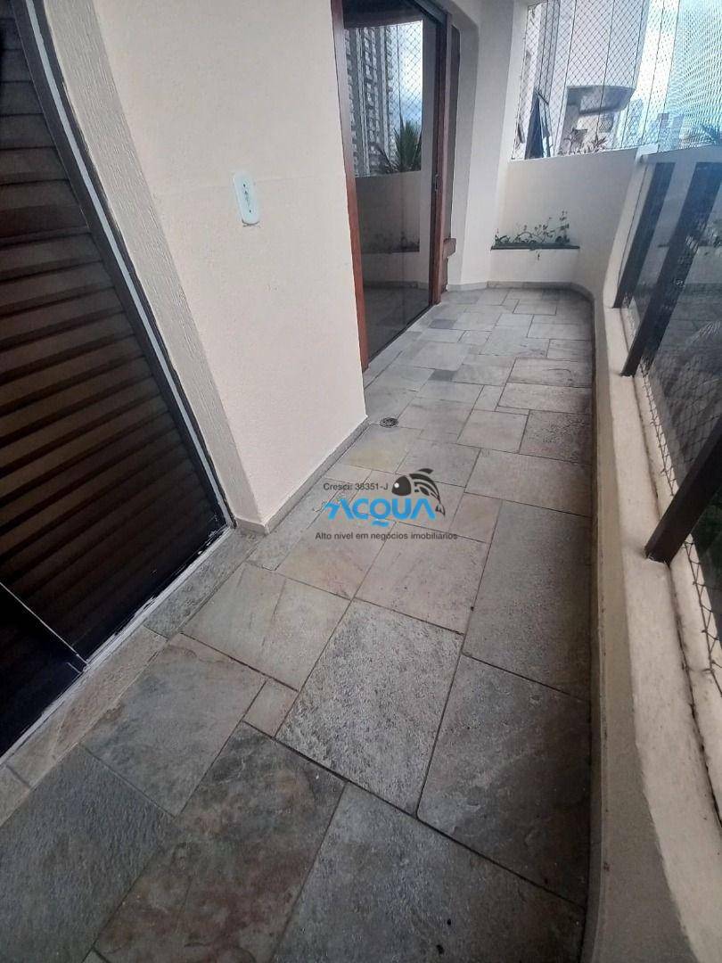 Apartamento à venda com 3 quartos, 120m² - Foto 4