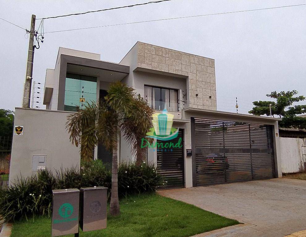 Sobrado à venda com 4 quartos, 380m² - Foto 2