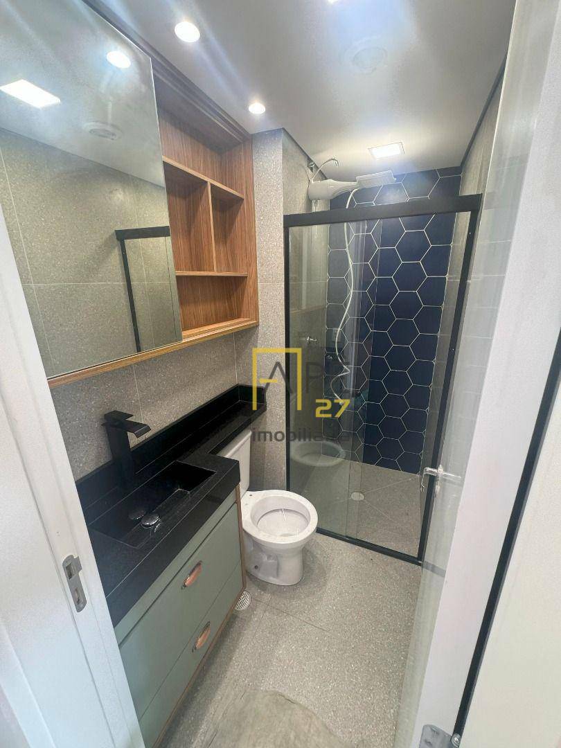 Apartamento para alugar com 2 quartos, 38m² - Foto 14