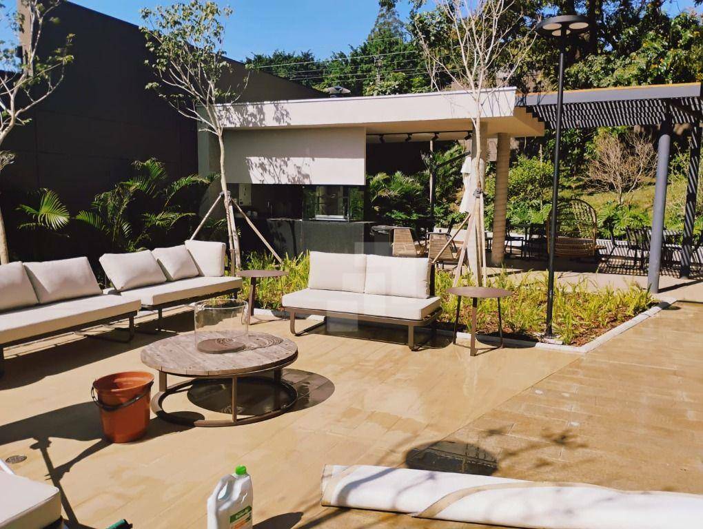 Apartamento para alugar com 2 quartos, 68m² - Foto 20