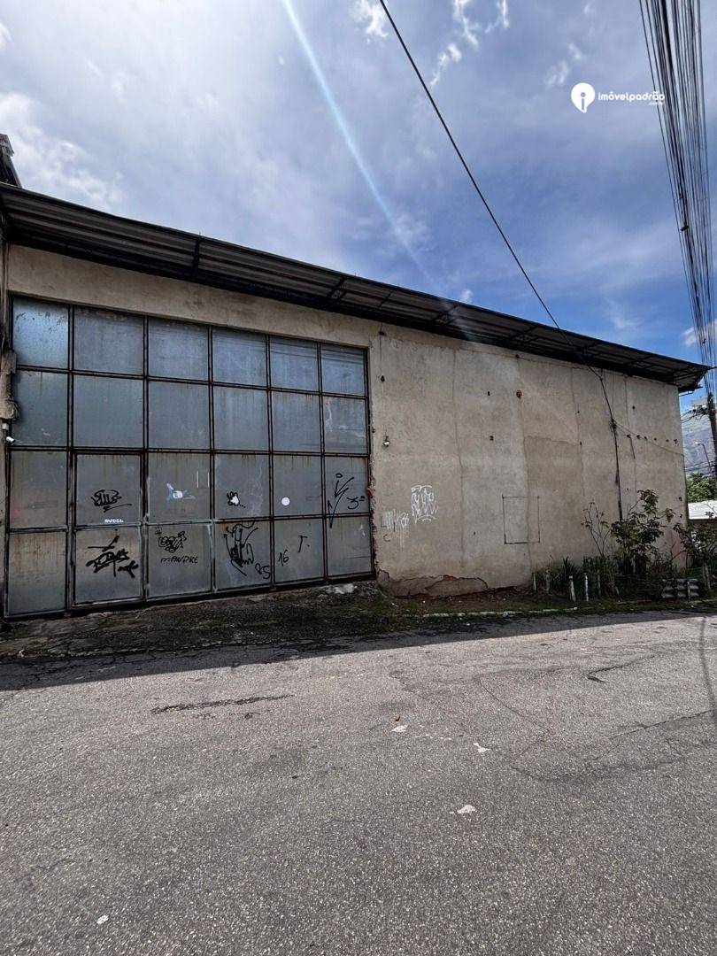 Depósito-Galpão, 220 m² - Foto 1