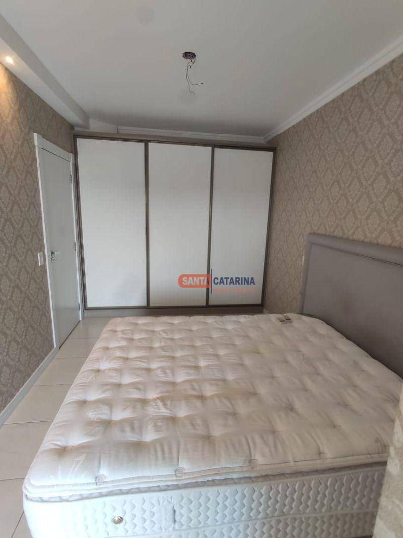 Apartamento à venda com 2 quartos, 102m² - Foto 11