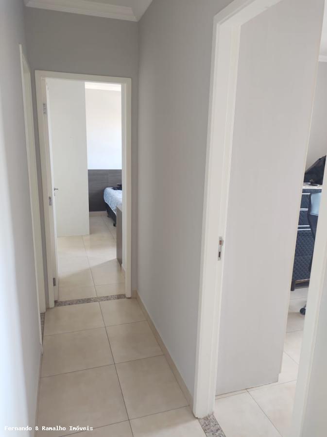 Apartamento à venda com 2 quartos, 60m² - Foto 5