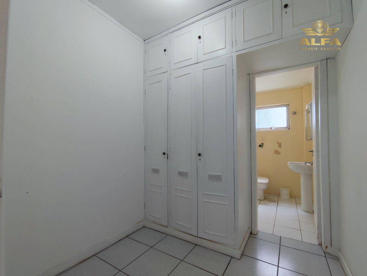 Apartamento à venda com 3 quartos, 185m² - Foto 11